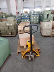 北京同城急送閃送_3小時送達文件蛋糕鮮花跑腿物流-鑫漢物流